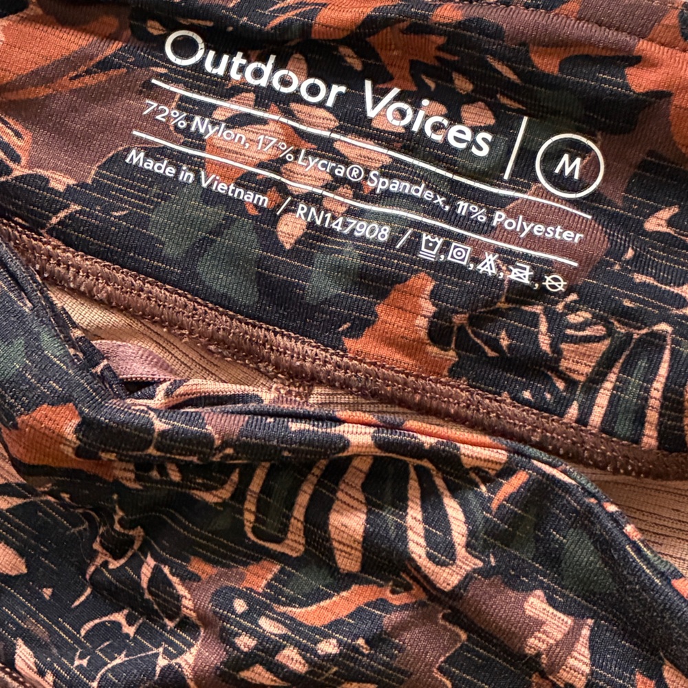 Outdoor Voices Athletic Two-Piece Set in Rust Floral Print - Picture 9 of 14